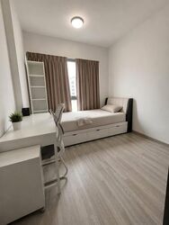 Lakeville (D22), Condominium #565098431